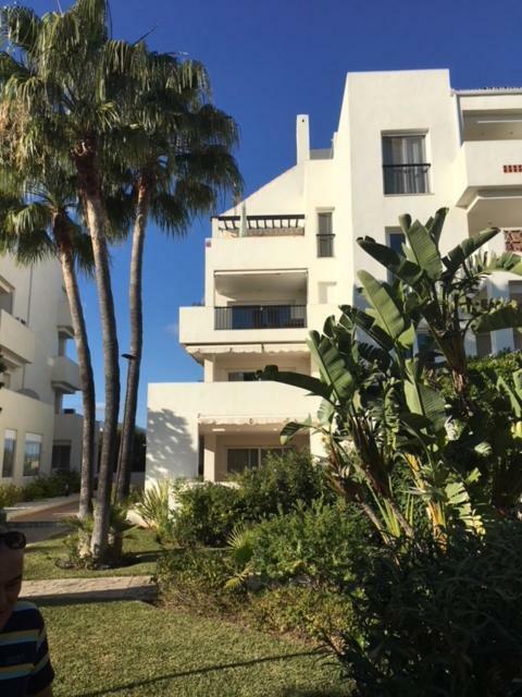 Miraflores Golf Gardens II Luxe Appartement At Riviera Del Sol Sitio de Calahonda 外观 照片